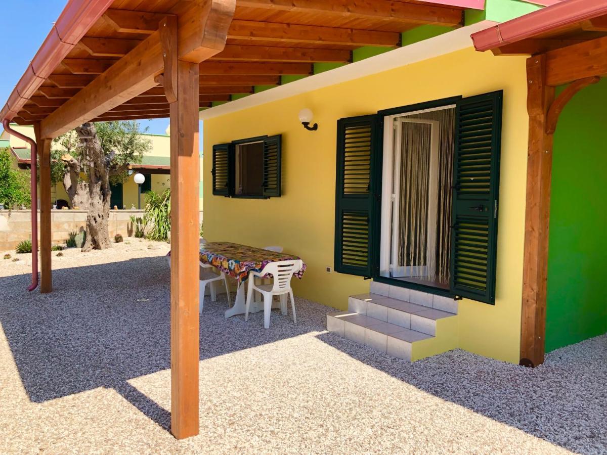 Villette Vacanze - Vie Russe Marina Di Pescoluse Kültér fotó
