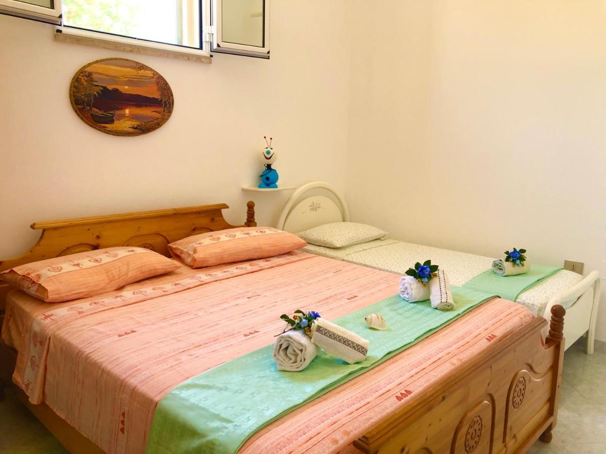 Villette Vacanze - Vie Russe Marina Di Pescoluse Kültér fotó